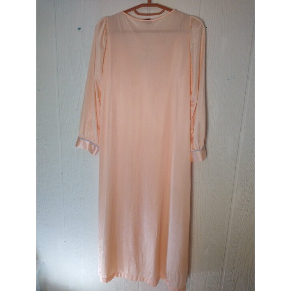 Vtg Vanity Fair Women's M Long Sleeve Robe Pink Satiny Button Front Antron Nylon - Picture 6 of 12